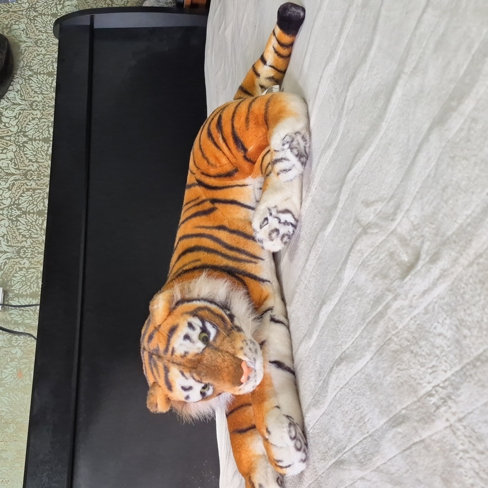 Vintage KellyToy TIGER Large 20" Plush Stuffed Animal Green RING Eye Realistic - Picture 2 of 12